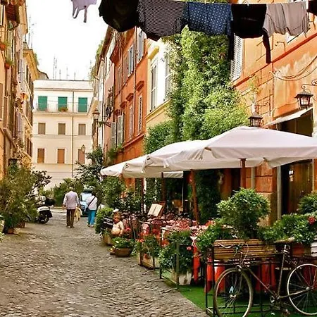 Trastevere Alexandro Il Gladiatore Rome